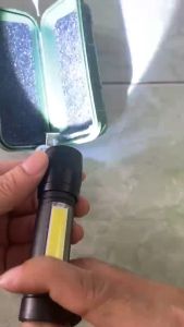 Đèn Pin Mini Siêu Sáng Cao Cấp Có Zoom Gần Xa Full Hộp Kèm Cáp Sạc - Đèn pin siêu sáng Đèn pin cầm tay