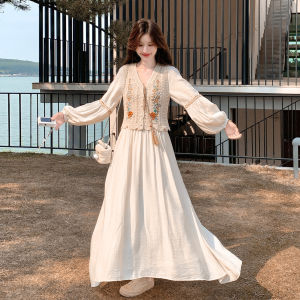 Soft Style Knitted Dress Set Womens Two-Piece Suit in Beige Color Casual Loose Fit Long Sleeve Autumn New Arrival