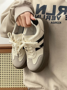 รองเท้าผ้าใบผู้หญิงสไตล์ย้อนยุคแบบสวมสบาย ส้นหนา สไตล์วินเทจ รองเท้าผ้าใบแบบสวมสบายสำหรับเล่นกีฬา ฤดูใบไม้ผลิและฤดูใบไม้ร่วง