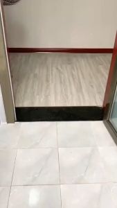 Karpet Kamar Mandi Anti Slip Polkadot 30cm x 30cm / Keset Lantai Alas Anti Licin Dapur Mat Non Slip COD
