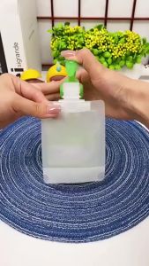 KUKE Botol Refill Tempat Isi Ulang Sabun Shampo Cair Travel & Organizer Pouch