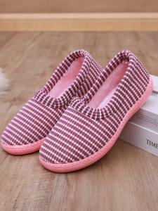 รองเท้าแตะผู้หญิงฤดูหนาวแบบใหม่ พื้นนุ่ม กันลื่น ใส่ในบ้าน สไตล์หวาน ลายทาง รองเท้าสวมหัวแบบหนังสัตว์ รองเท้าแตะแบบสวมหัว