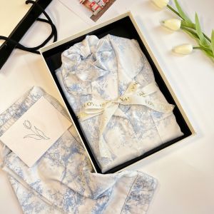 ผ้าไหม แขนยาว กางเกงขายาว ชุดนอน ชุดสําหรับผู้หญิง ฤดูใบไม้ผลิ ฤดูร้อน ฤดูใบไม้ร่วง ลำลอง สวมใส่ในบ้านสบาย ระบายอากาศได้ดี นุ่ม ผ้าไหม