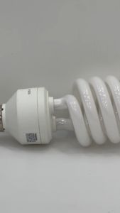 หลอดประหยัด TORNADO EFS28W/W 65-E TOSHIBA