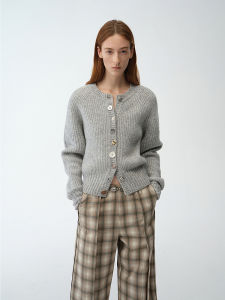 เสื้อคาร์ดิแกนถักคอตตอนผสมขนสัตว์แบบสวมหัวสไตล์เกาหลี ทรงหลวม แขนยาว ปกติ ฤดูใบไม้ร่วง 2025 ฤดูใบไม้ผลิ