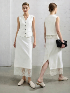 AMII | Lace Trim Beaded Half Slip with Waistcoat Two-Piece Set
