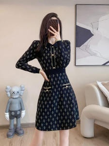 Elegant French Knitted Dress Womens Autumn Winter New Style Slimming Sweater Dress Trendy Midi Dress with Button Detail