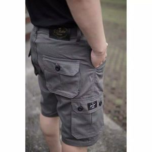 Celana pendek pria celana cargo