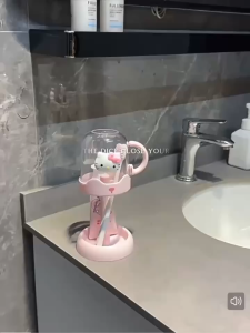 Set Giá Đựng Kèm Cốc Bàn Chải Đánh Răng Cho Bé Với Hoạ Tiết Cute