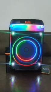 V2S P1006 MULTIMEDIA ACTIVE WIRELESS PARTYBOX SPEAKER WITH RECHARGEABLE MIC AND ADAPTIVE LIGHTSHOW