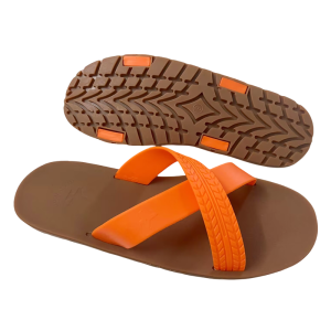 รองเท้าแตะยางกันลื่นพื้นแข็งสำหรับผู้ชาย 2024 รองเท้าแตะพื้นหนา ระบายอากาศได้ดี รองเท้าแตะแบบสวมสบายสำหรับกลางแจ้งในช่วงฤดูร้อน