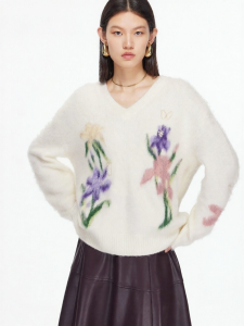 Vero Moda | Wool Content V-Neck Loose Knit Sweater