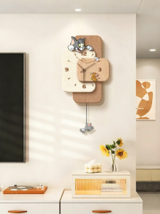CTYLIGHTZ | Silent Glow Cat and Mouse TV Background Wall Clock