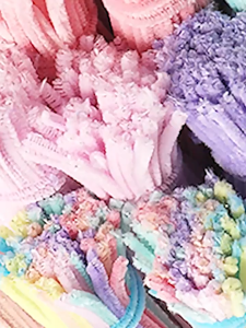 100Pcs Chenille Stems DIY Craft Kit 8mm X 30cm Fluffy Pipe Cleaners Fuzzy Twisted Wires Handcraft Decor Arts Supplies Bundle for DIY Flower Animal