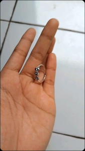 CH IRIS FLOWER CROSS RING/CINCIN SALIB/CINCIN COMPAS/CINCIN LOGAM SILVER PRIA WANITA-CJR TITANIUM