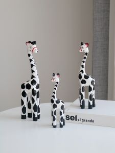 Nordic Style Wooden Duck Deer Tabletop Decorations Living Room TV Cabinet Divider Creative Animal Shaped Home Decor Accessories