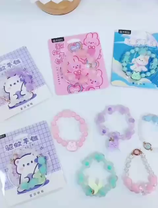 Vòng Tay Chống Muỗi Hạt Nhựa Trong Suốt Pastel Xinh Xắn – Tỏa Hương Tinh Dầu Dịu Nhẹ An Toàn Cho Bé