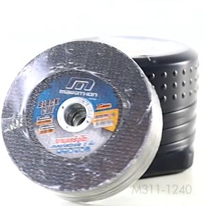 MARATHON แผ่นตัดเหล็ก 4 นิ้ว (100 มม.) หนา 1.0 มม. รูกลาง 16 มม. รุ่น BLACK CUT สีดำ สำหรับตัดเหล็กและสแตนเลส