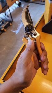 Tolsen Bypass Pattern Garden Pruning Shear (200mm 8\\\") Dipped Handle 31022: A Comprehensive Guide\\n\\n What is the Tolsen Bypass Pruning Shear?\\n\\nThe Tolsen Bypass Pruning Shear is a top-of-the-line garden pruning tool designed to help gardeners maintain their plants and trees effectively. With its 200mm (8-inch) blade, this robust tool is perfect for a wide range of applications, from trimming hedges to cutting branches. The Tolsen bypass pruning shear is made of high-quality materials, including a 65Mn steel blade and a dipped handle, which ensures durability and ease of use.\\n\\n Key Features & Specifications\\n\\n* **Blade Material**: 65Mn steel\\n* **Handle**: Dipped handle\\n* **Packing**: Blister card\\n* **Length**: 200mm (8 inches)\\n* **Body**: Metal body covered with yellow PVC\\n* **Spring**: Automatic opening mechanism\\n\\n Applications & Versatility\\n\\nThe Tolsen bypass pruning shear is not only ideal for gardening but can also be used for cutting plastic, PVC, wood, cardboard, and other materials. This versatile tool is perfect for both professional gardeners and DIY enthusiasts.\\n\\n How to Choose the Right Pruning Shear\\n\\nSelecting the right pruning shear depends on your specific needs and preferences. Consider factors such as blade length, handle type, and overall weight before making a decision.\\n\\n Identifying Your Needs\\n\\n* **Blade Length**: Choose a blade length that suits the size of the plants you'll be trimming.\\n* **Handle Type**: Opt for a handle that provides comfort and control during use.\\n* **Weight**: Select a pruning shear that feels comfortable and balanced in your hand.\\n\\n Comparing Different Models\\n\\nWhen comparing different models, consider factors such as price, durability, and ease of use. Research online reviews and consult with gardening experts to find the perfect pruning shear for your needs.\\n\\n Using the Tolsen Bypass Pruning Shear\\n\\nProper handling techniques and regular maintenance are essential for getting the most out of your Tolsen bypass pruning shear.\\n\\n Proper Handling Techniques\\n\\n* **Grip**: Hold the handle firmly with your dominant hand.\\n* **Angle**: Position the blade at a 45-degree angle to the branch.\\n* **Cutting**: Apply even pressure to make clean cuts.\\n* **Storage**: Store the pruning shear in a dry, secure location.\\n\\n Maintenance Tips & Tricks\\n\\n* **Cleaning**: Wipe down the blade after each use.\\n* **Sharpening**: Regularly sharpen the blade to maintain its cutting efficiency.\\n* **Lubrication**: Apply lubricating oil to the moving parts to prevent rust and corrosion.\\n\\n Tolsen Bypass Pruning Shear vs. Competitors\\n\\nWhen comparing the Tolsen bypass pruning shear to other brands, consider factors such as price, performance, and durability.\\n\\n Price Comparison\\n\\nThe Tolsen bypass pruning shear offers excellent value for its quality and performance. Compare prices with other brands to find the best deal.\\n\\n Performance Evaluation\\n\\nThe Tolsen bypass pruning shear has received positive reviews from users and gardening experts alike. Its robust construction and ease of use make it a top choice among gardeners.\n}