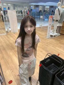 Áo Thun Tay Ngắn Ôm Vừa Vặn Màu Hồng Phong Cách Mỹ Mùa Hè in Hình Mèo Cổ Điển Cổ Tròn Thường Ngày Cho Nữ