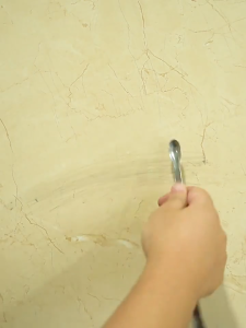 Tile Mark Cleaner | Removes Metal & Aluminium Scuff Marks from Glazed Tiles