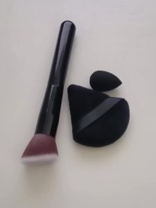 3Pcs Makeup Tools Set with Foundation Brush Cosmetic Sponge and Triangle Puff Multifunctional Complete Cosmetic Tools for Wome