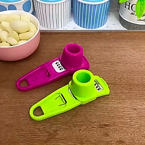 SEA JJT เครื่องบดกระเทียมครัวเรือนแบบสร้างสรรค์สำหรับการบดและหั่นกระเทียมง่ายๆ