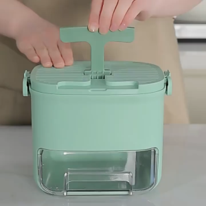 Dulang Ais Tekan Jenis Laci Drawer Type Press Ice Tray Ice Cube Mold Storage Box Ice Making Tool