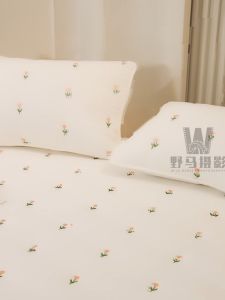Thick Fluffy Mattress Protector Mattress Cover Solid Color Embroidered Cadar Mattress Pad Single/Queen/King Soybean Fiber Filling