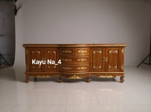 Bufet Salina Kayu Jati Solid dengan ukiran emas desain klasik kabinet dan laci cocok untuk ruang tamu atau ruang keluarga.