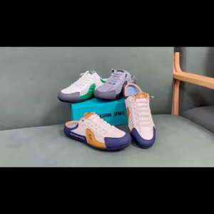 รองเท้าแตะผู้ชาย รองเท้าแตะตาข่ายสำหรับใส่กลางแจ้งในฤดูใบไม้ผลิและฤดูร้อน ระบายอากาศได้ดี รองเท้าลำลอง ไม่มีส้น