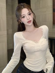 GUZILIAN | เสื้อยืดแขนยาวทรงเข้ารูปเซ็กซี่สำหรับผู้หญิง ฤดูใบไม้ร่วง/ฤดูหนาว เสื้อเชิ้ตแขนยาวทรงเข้ารูปแบบใหม่ ผ้าลูกไม้ผสมโพลีเอสเตอร์