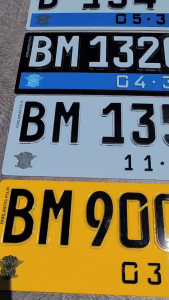 Plat Nomor Mobil Akrilik Timbul Custom Double Acrylic Premium\\n\\n Apa itu Plat Nomor Mobil Akrilik Timbul?\\n\\nPlat nomor mobil akrilik timbul adalah sebuah aksesoris kendaraan yang terbuat dari bahan akrilik berkualitas tinggi. Plat nomor ini memiliki desain timbul yang menonjol sehingga membuatnya lebih menarik dan unik. Plat nomor mobil akrilik timbul juga tersedia dalam berbagai warna dan ukuran, sehingga Anda dapat memilih yang sesuai dengan keinginan Anda.\\n\\n Manfaat dari Plat Nomor Mobil Akrilik Timbul\\n\\nAda beberapa manfaat yang bisa Anda dapatkan dengan menggunakan plat nomor mobil akrilik timbul:\\n\\n- **Keamanan**: Plat nomor mobil akrilik timbul dapat meningkatkan keamanan kendaraan Anda karena sulit untuk dicuri atau diubah. Hal ini karena plat nomor ini memiliki desain yang unik dan sulit untuk ditiru.\\n\\n- **Kenyamanan**: Dengan menggunakan plat nomor mobil akrilik timbul, Anda akan merasa lebih nyaman karena plat nomor ini memiliki desain yang menarik dan unik. Plat nomor ini juga sangat mudah dibaca, sehingga Anda tidak perlu khawatir tentang kesalahan baca plat nomor saat berkendara.\\n\\n- **Kualitas**: Plat nomor mobil akrilik timbul terbuat dari bahan akrilik berkualitas tinggi yang tahan lama dan tahan terhadap cuaca ekstrem. Plat nomor ini juga memiliki ketahanan yang baik terhadap goresan dan kerusakan lainnya.\\n\\n Keunggulan Plat Nomor Mobil Akrilik Timbul dibandingkan dengan plat nomor standar\\n\\nPlat nomor mobil akrilik timbul memiliki beberapa keunggulan dibandingkan dengan plat nomor standar, yaitu:\\n\\n- **Desain Unik**: Plat nomor mobil akrilik timbul memiliki desain yang unik dan menarik, sehingga membuatnya lebih menonjol dibandingkan dengan plat nomor standar.\\n\\n- **Keamanan**: Plat nomor mobil akrilik timbul memiliki keamanan yang lebih baik dibandingkan dengan plat nomor standar karena sulit untuk dicuri atau diubah.\\n\\n- **Kualitas**: Plat nomor mobil akrilik timbul terbuat dari bahan akrilik berkualitas tinggi yang tahan lama dan tahan terhadap cuaca ekstrem.\\n\\n Cara Memilih Plat Nomor Mobil Akrilik Timbul yang Tepat\\n\\nAda beberapa faktor yang perlu dipertimbangkan saat memilih plat nomor mobil akrilik timbul:\\n\\n- **Warna**: Pilih warna plat nomor yang sesuai dengan warna kendaraan Anda atau sesuai dengan selera Anda.\\n\\n- **Ukuran**: Pilih ukuran plat nomor yang sesuai dengan kendaraan Anda.\\n\\n- **Desain**: Pilih desain plat nomor yang menarik dan unik.\\n\\nBerikut adalah beberapa tips untuk memilih plat nomor mobil akrilik timbul premium:\\n\\n- **Beli dari penjual terpercaya**: Pastikan Anda membeli plat nomor mobil akrilik timbul dari penjual terpercaya yang memberikan garansi kualitas produk.\\n\\n- **Periksa bahan**: Pastikan plat nomor mobil akrilik timbul yang Anda beli terbuat dari bahan akrilik berkualitas tinggi.\\n\\n- **Baca ulasan**: Baca ulasan dari pelanggan lain sebelum membeli plat nomor mobil akrilik timbul.\\n\\n Instalasi dan Perawatan Plat Nomor Mobil Akrilik Timbul\\n\\nBerikut adalah langkah-langkah instalasi plat nomor mobil akrilik timbul:\\n\\n1. Bersihkan area di mana plat nomor akan dipasang.\\n\\n2. Pasang plat nomor pada kendaraan Anda dengan bantuan perekat khusus atau baut.\\n\\n3. Pastikan plat nomor terpasang dengan baik dan tidak goyah.\\n\\nBerikut adalah cara merawat plat nomor mobil akrilik timbul agar tetap awet:\\n\\n- **Bersihkan secara teratur**: Bersihkan plat nomor secara teratur dengan menggunakan kain lembut dan air sabun.\\n\\n- **Lindungi dari cuaca ekstrem**: Jika mungkin, hindari memarkir kendaraan di bawah sinar matahari langsung atau hujan lebat.\\n\\n- **Periksa kerusakan**: Periksa plat nomor secara teratur untuk memastikan tidak ada kerusakan atau goresan.\\n\\nPlat nomor mobil akrilik timbul custom double acrylic premium adalah pilihan yang tepat bagi Anda yang mencari plat nomor kendaraan berkualitas tinggi dengan desain unik dan menarik. Dengan memilih plat nomor ini, Anda dapat meningkatkan keamanan dan kenyamanan saat berkendara sambil menunjukkan gaya dan selera Anda.\n}