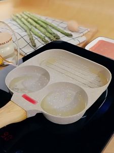 HomeFlex Frying Pan Omelette Pan 3 in1 Nonstick Pan Pancakes Home Breakfast Multifunctional Steak Egg Hamburg Suitable for All Stoves