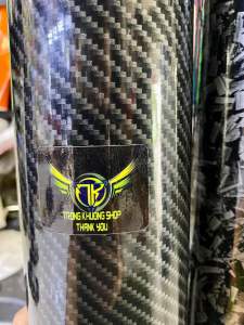 Decal THẾ HỆ MỚI GIẢ đá vân đen carbon 3d dán trang trí xe máy nội thất điện thoại lap top…