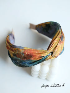 Sunflower Headband Crossed Travel Photography Tribute to Monet Oil Painting Narrow Bracket Original Design Fashionable Hair Accessory