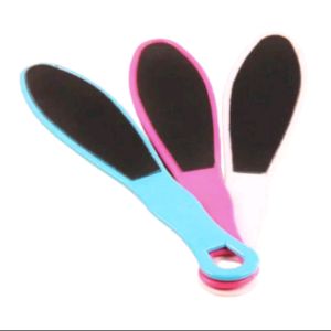 RS-SIKAT PENGHALUS TUMIT KAKI & KAKI AGAR SEMAKIN MULUS