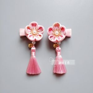 Japanese Style Sakura Bell Tassel Hair Clip Small Furry Ball New Year Celebration Hair Accessories Double Sided Cute Kawaii
