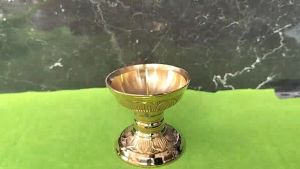 Tempat Lilin Bulat Kuningan 1 pcs Tempat Tancap Lilin Doa Katolik Tatakan Lilin Kristal