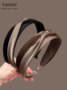 Fashionable Hairband Womens Elegant Outdoorsy Hair Clip Face Slimming Versatile Korean Style Fresh Outfit Accessory