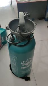 รายละเอียดสินค้า ชื่อสินค้า : ถังพ่นยา ตรา : แรด (RAMPAG) ขนาด : 5 L ถังหนา แข็งแรง คุณสมบัติ : ✔️ผลิตจากพลาสติก PP อย่างดี ทนแดด ✔️ก้า