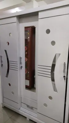 Lemari sliding 3 pintu minimalis motif kualitas cat duco tidak berjamur. bisa cod (khusus banten)
