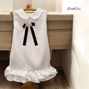 ชุดเดรสปาร์ตี้ ชุดออกงานเด็กสีขาวสําหรับเด็กผู้หญิงปกบัวและโบว์สีดําทรงระบาย