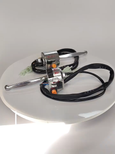 อะลูมิเนียมอัลลอย กลองเบรคสวิทช์ สวิทแฮนด์ซี50 ซี70 ซ้ายขวา พร้อมมือเบรค ปลอกมือ Universalสำหรับ50 Jh70 Jh90