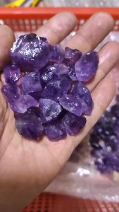 250g/bag Best Selling Natural Crystal Healing Amethyst Stone Rough Stone Raw Rose Quartz For Home Room Garden Decoration