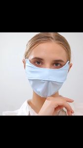 Khẩu Trang 3D 2 Lớp Vải Lụa Chống Bụi Khuẩn Thế Hệ Mới Thời Trang