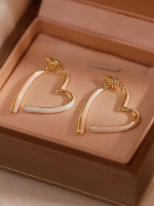 ต่างหูห่วงรูปหัวใจที่ไม่ซ้ําใคร ผู้หญิง เครื่องประดับแฟชั่นหน้ากลม หลากหลาย เรียบง่าย เรียบหรู ดีไซน์ โลหะผสมเงินชุบทอง