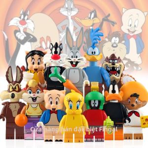 Assembling Cartoon Character Building Blocks Set