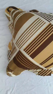 SARUNG BANTAL CINTA BESAR