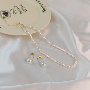 Adjustable Length Pearl Necklace Womens Chic Minimalist White Small Bead Pearl Necklace Luxury Neck Chain Fresh out New Model